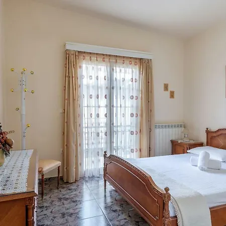 بيت للعطل Melanthi Castle View Holiday *